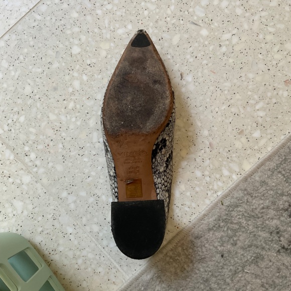 Vince Ralston Sahara Snake Print Leather Slip On Mule Women's Size 8 Block Heel - Picture 11 of 12